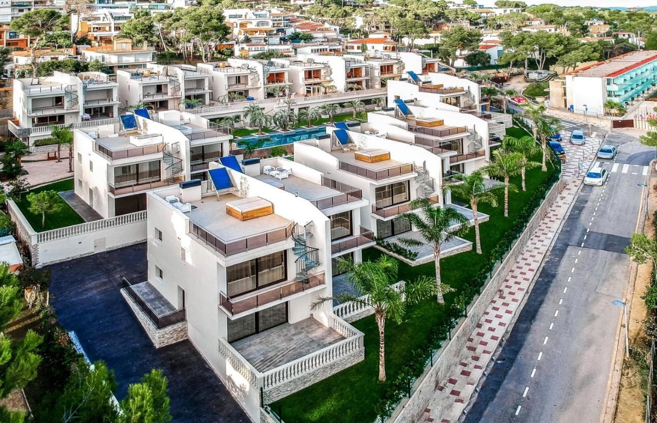 Calma - Holiday Villas ปลาตจาดาโร ภายนอก รูปภาพ